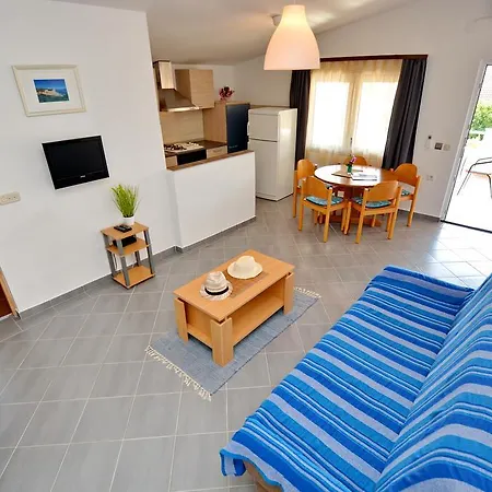 Apartment Marijana Vir Exterior photo